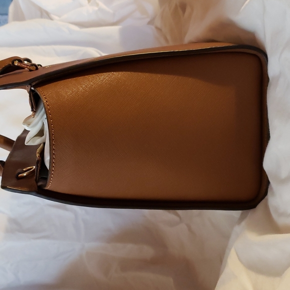 NWOT MK Selma Satchel - Picture 6 of 6